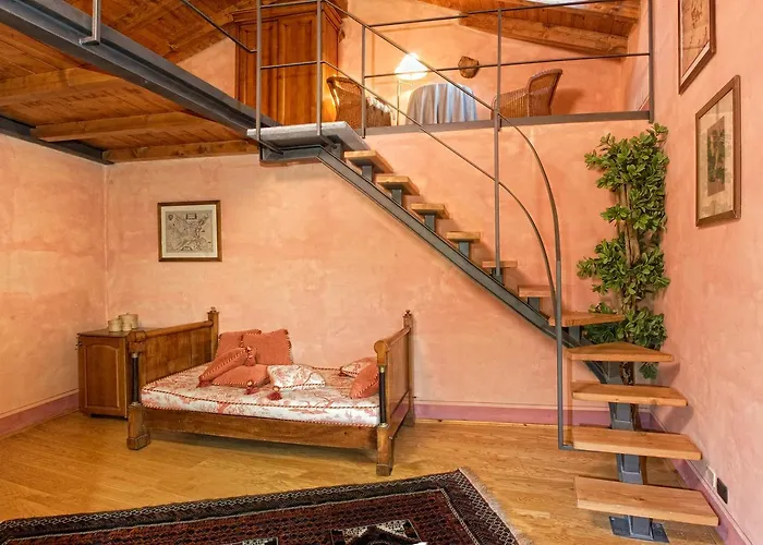 Hotel Dei Mai Intees Azzate