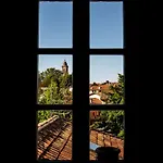 Dei Mai Intees Otel 4*