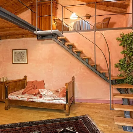 Hotel Dei Mai Intees Azzate