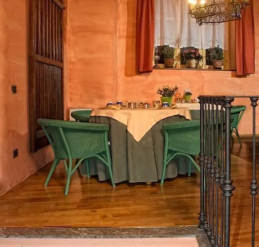 Dei Mai Intees Hotel 4*