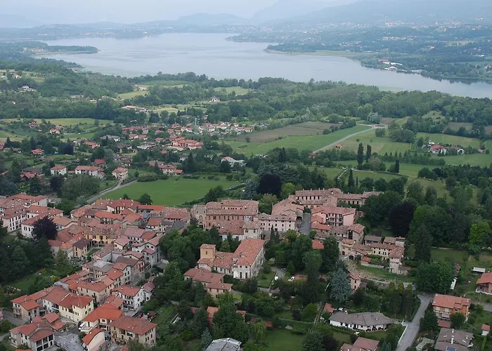 Dei Mai Intees Hotel Azzate