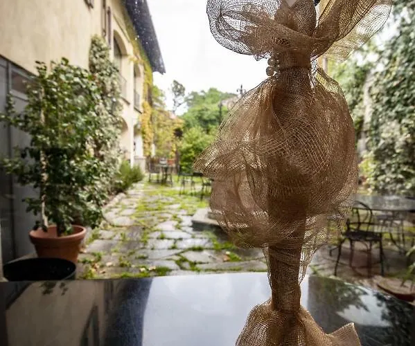 Dei Mai Intees Hotel Azzate